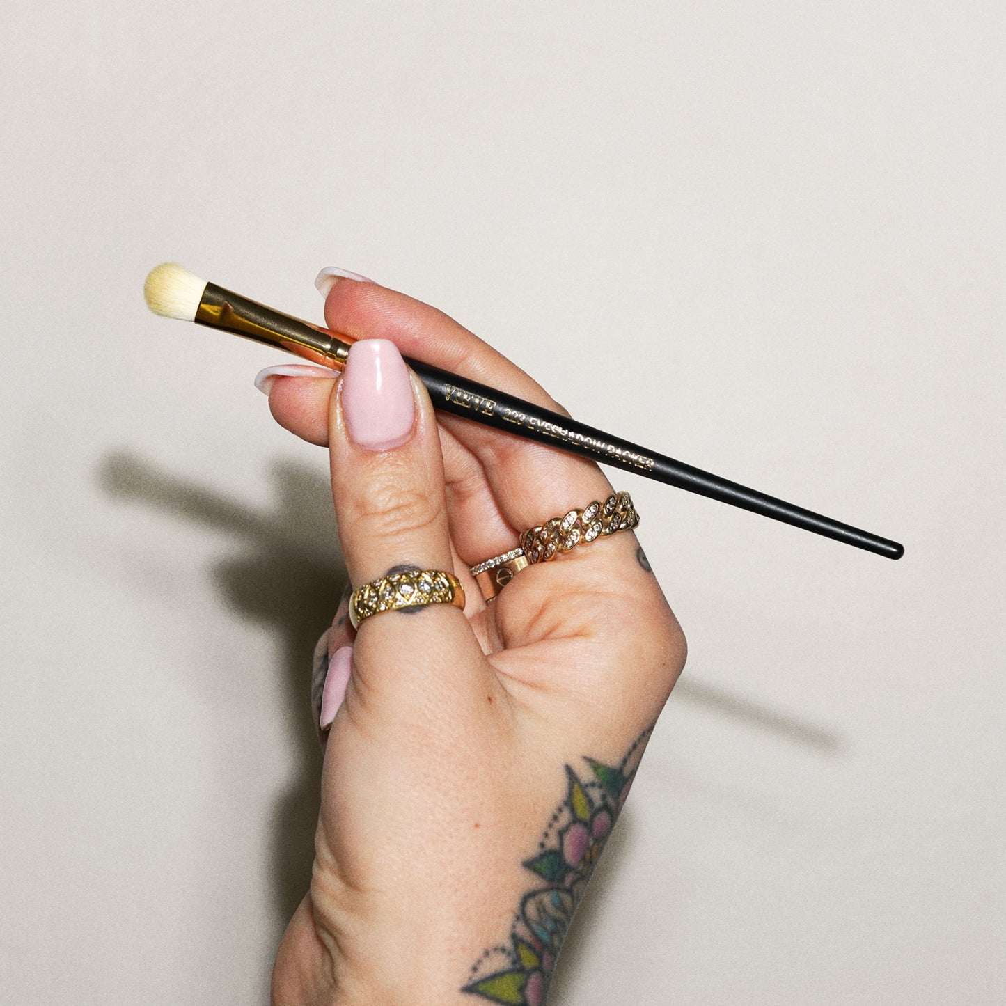 223 Eyeshadow Packer Brush