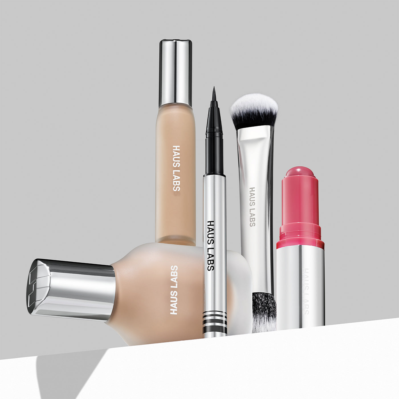 LADY GAGA'S EVERYDAY MAKEUP SET