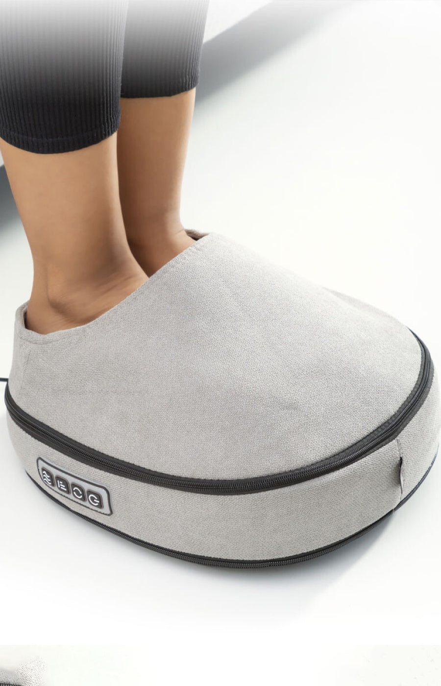 2-in-1 Thermal Shiatsu Massager - Body - Grey &amp; Black