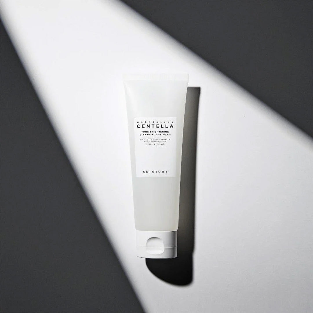SKIN1004 Madagascar Centella Tone Brightening Cleansing Gel Foam 125 mL