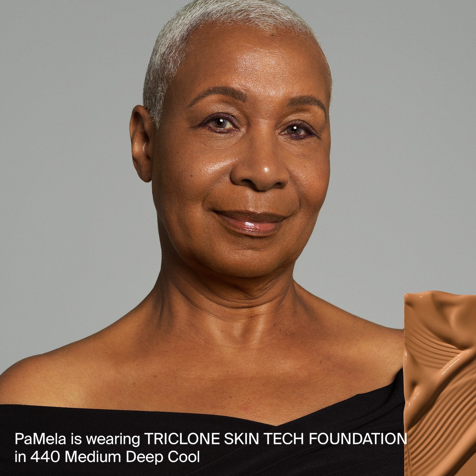 TRICLONE™ SKIN TECH MEDIUM COVERAGE FOUNDATION