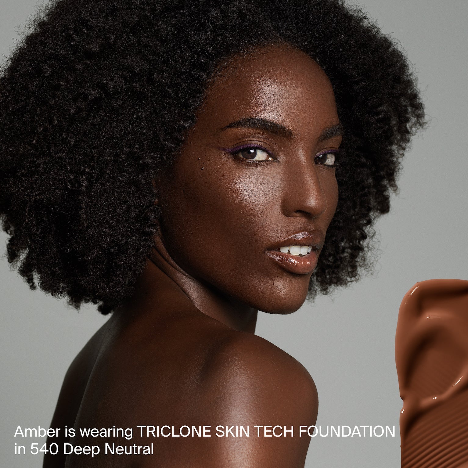 TRICLONE™ SKIN TECH MEDIUM COVERAGE FOUNDATION