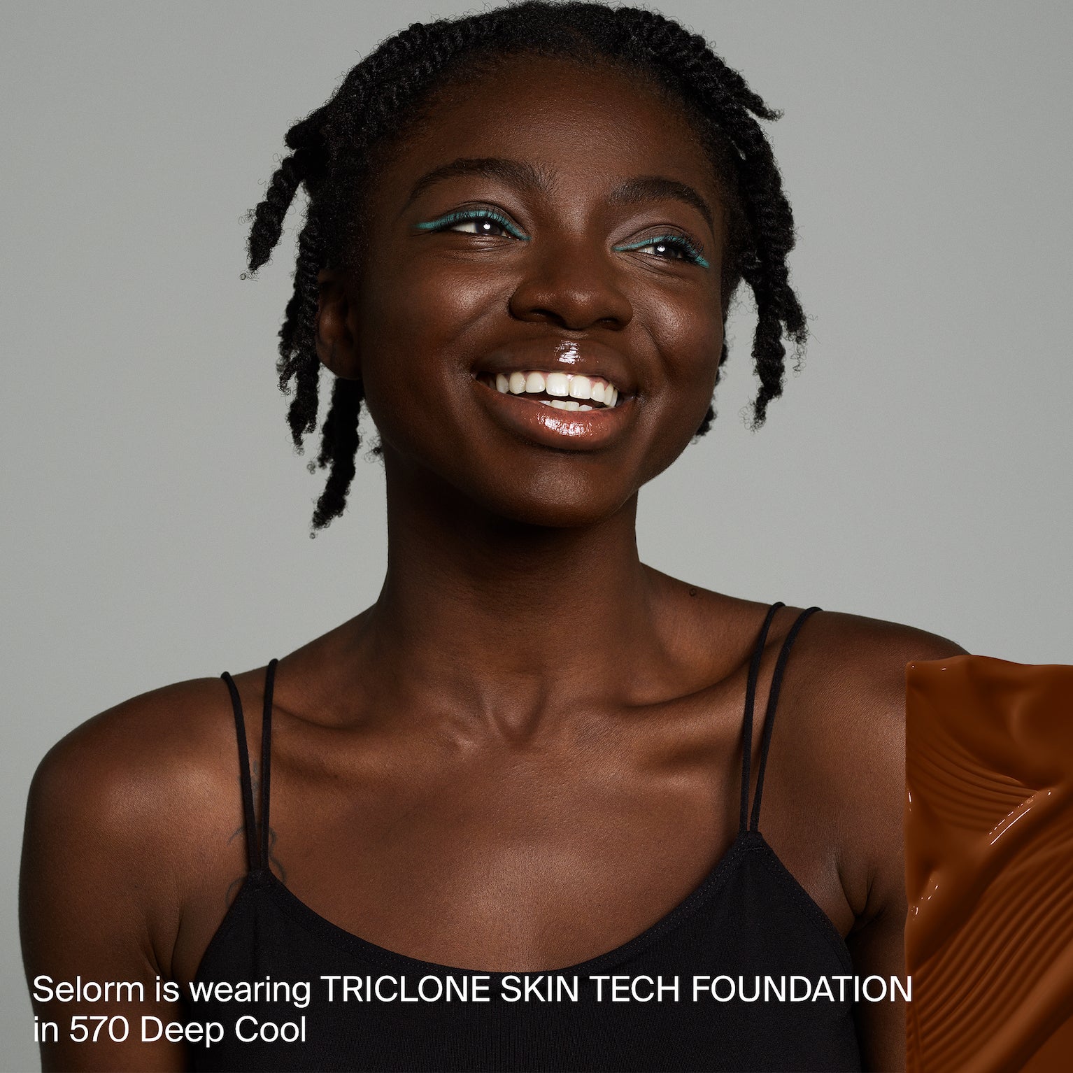 TRICLONE™ SKIN TECH MEDIUM COVERAGE FOUNDATION