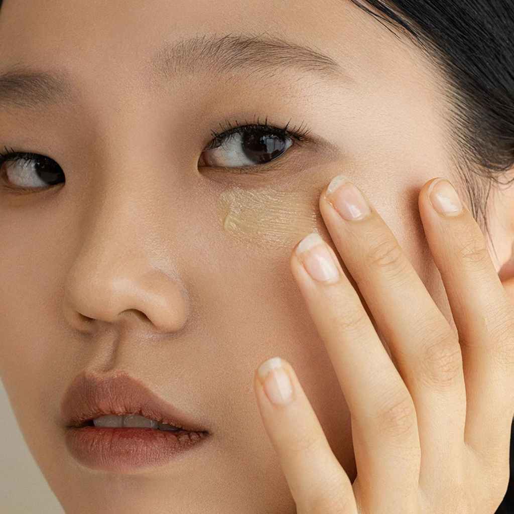 Revive Eye Serum : Ginseng + Retinal 30ml