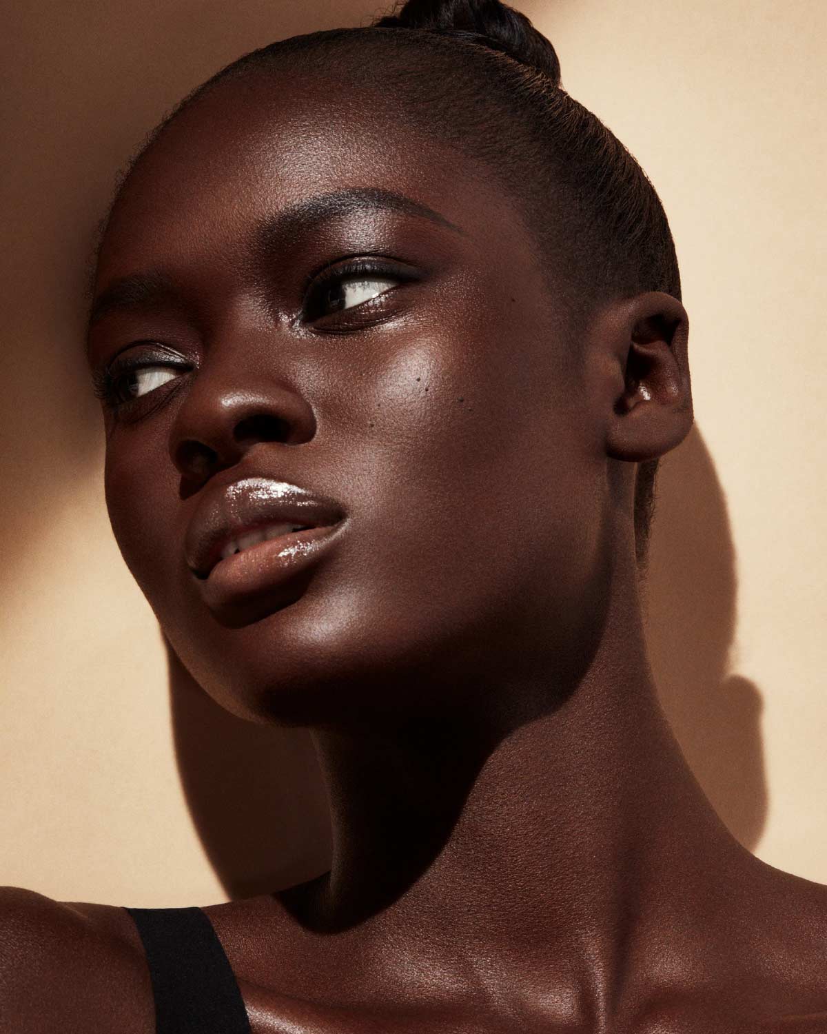 Cheeks Out Freestyle Cream Bronzer — Toffee Tease