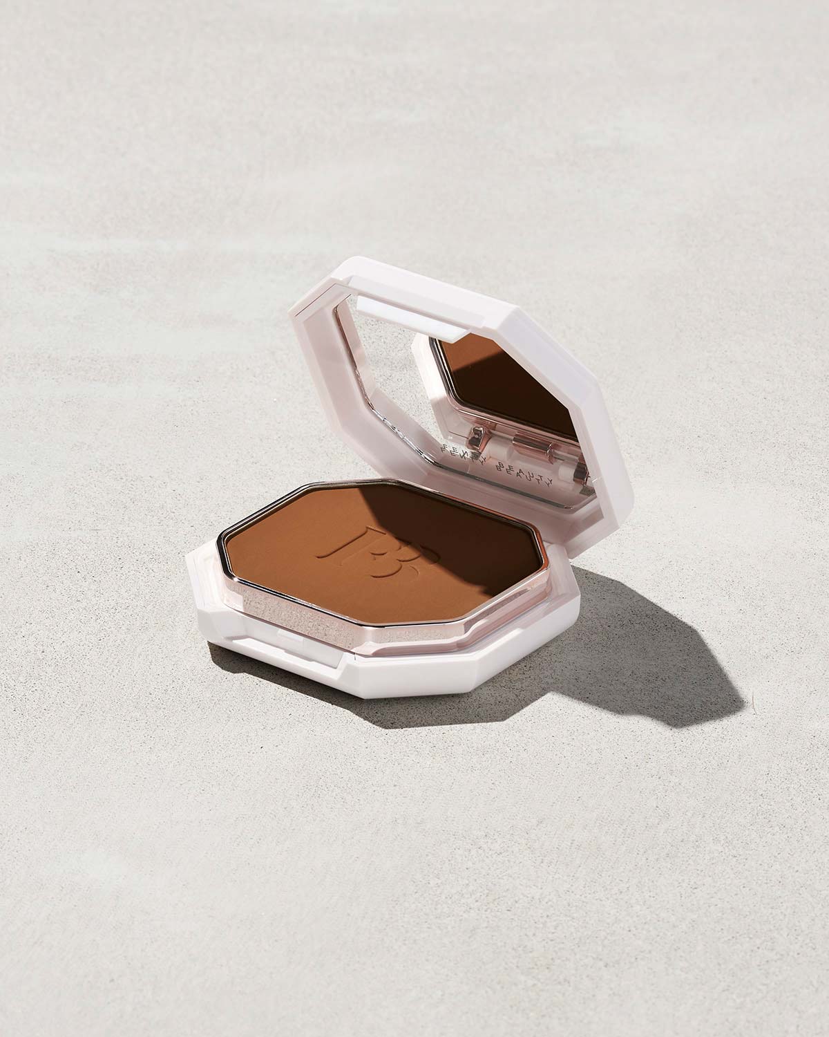 Pro Filt'r Soft Matte Powder Foundation — #420