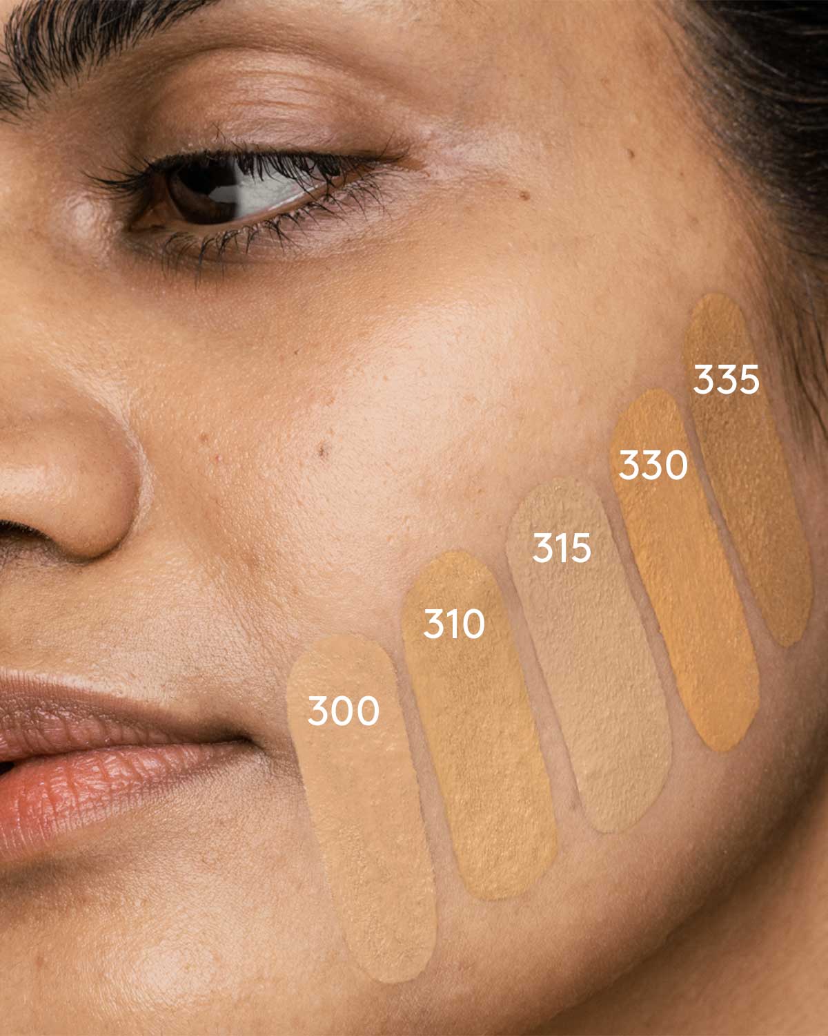 Soft'lit Naturally Luminous Longwear Foundation — 330