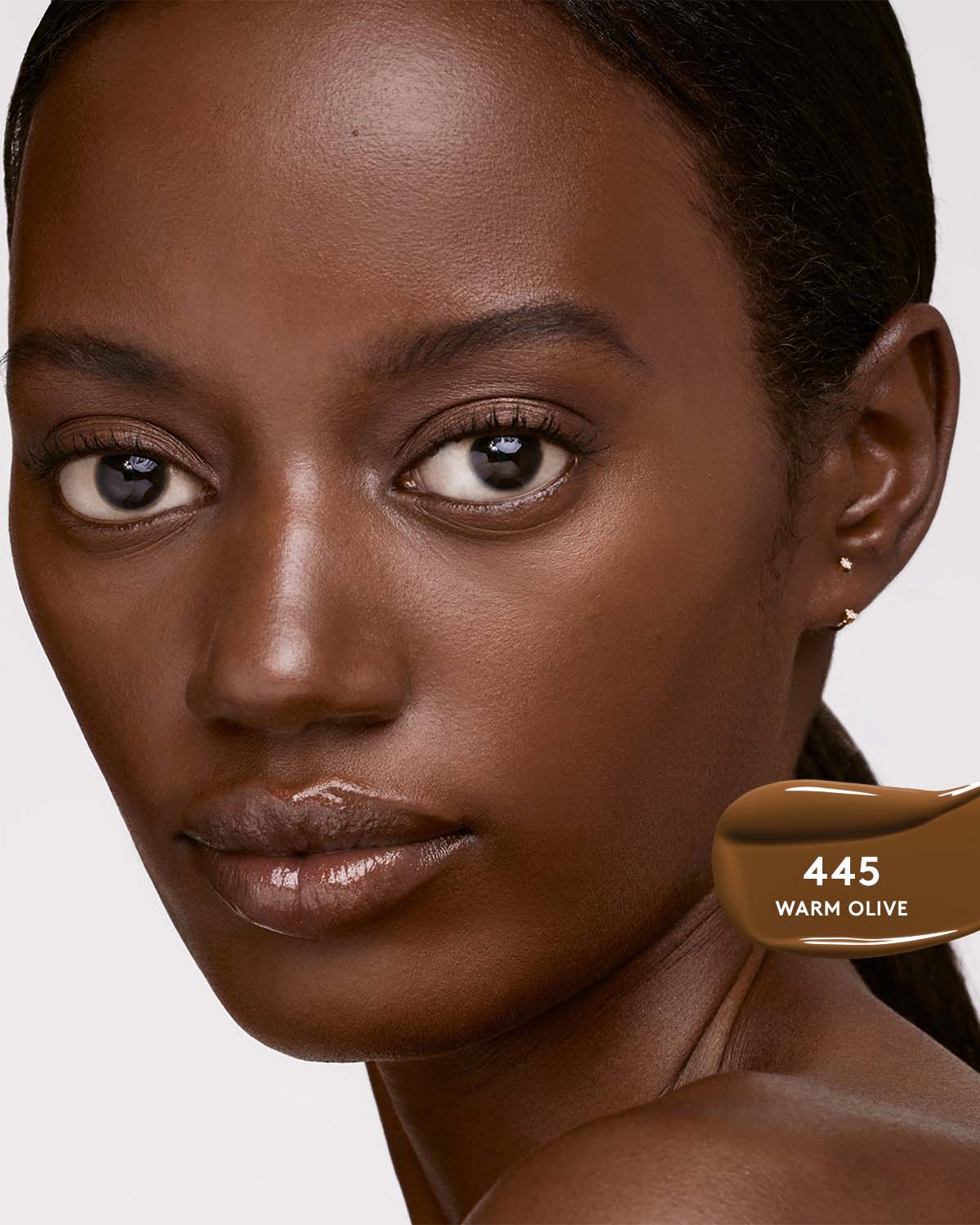 Soft'lit Naturally Luminous Longwear Foundation — 445