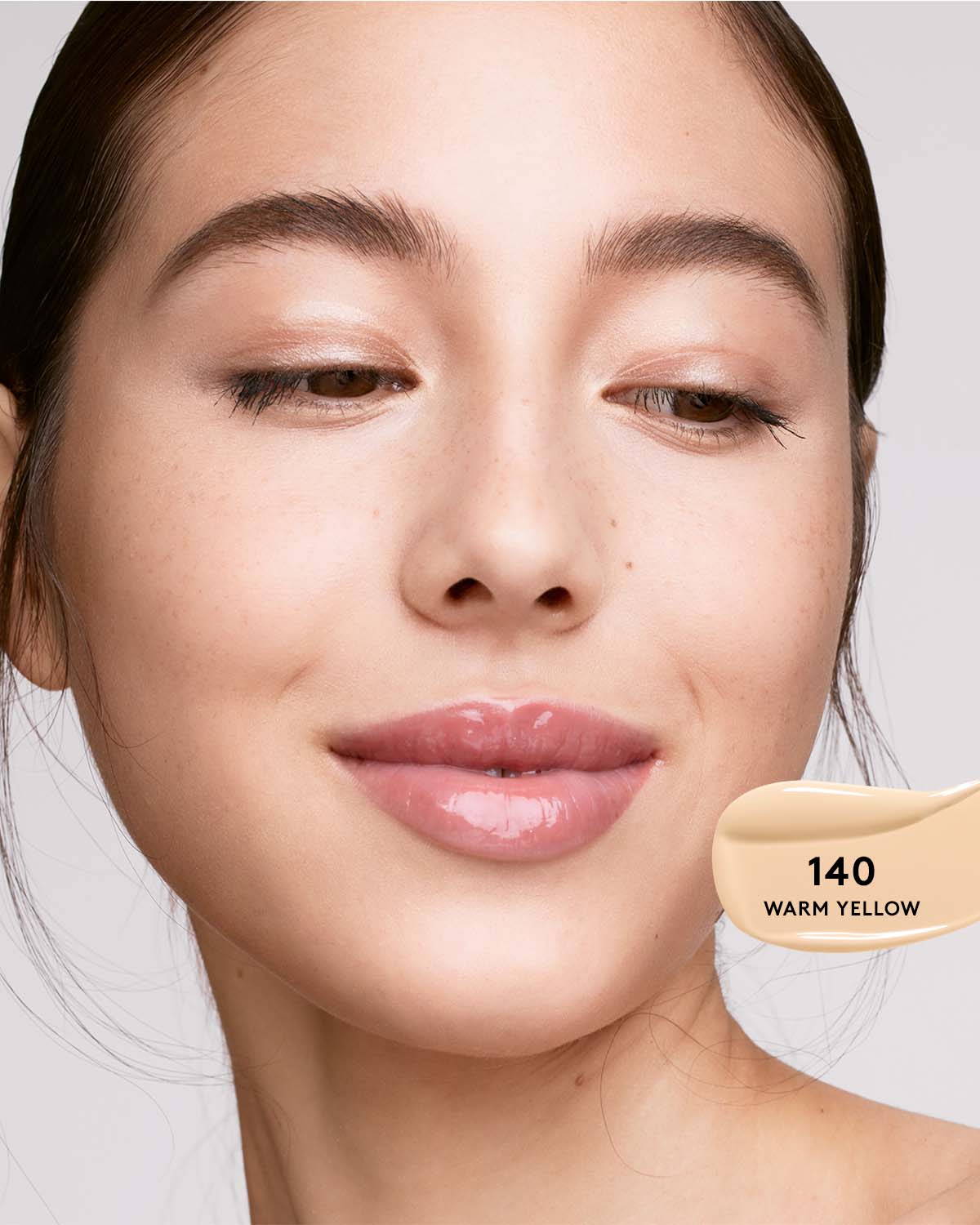 Soft'lit Naturally Luminous Longwear Foundation — 140