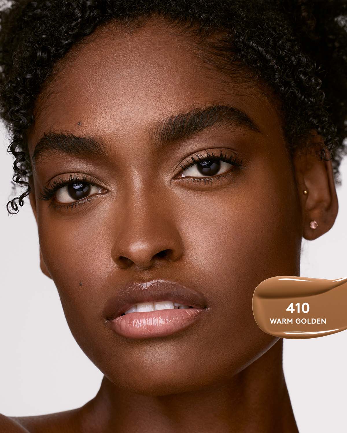 Soft'lit Naturally Luminous Longwear Foundation — 410
