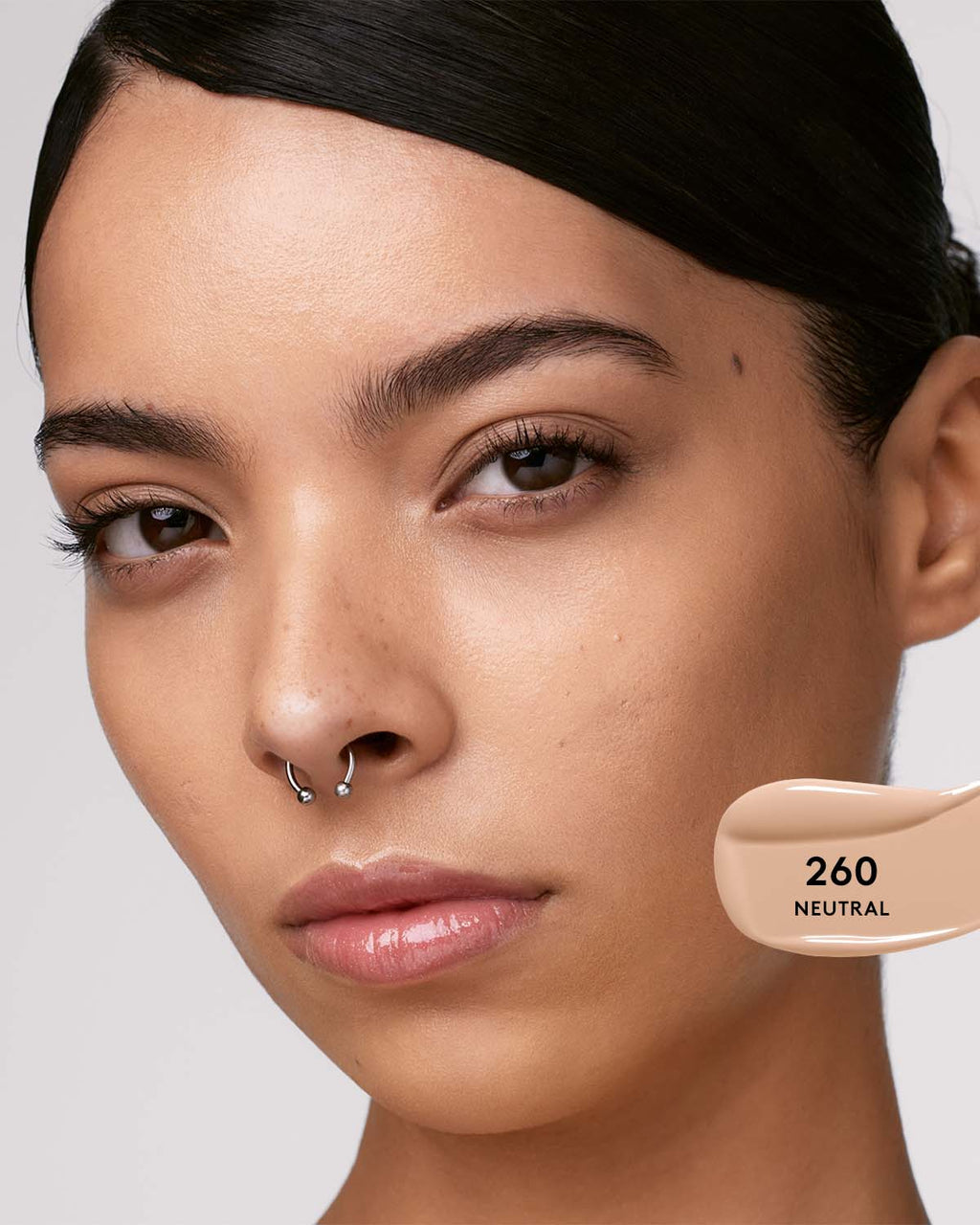 Soft'lit Naturally Luminous Longwear Foundation — 260