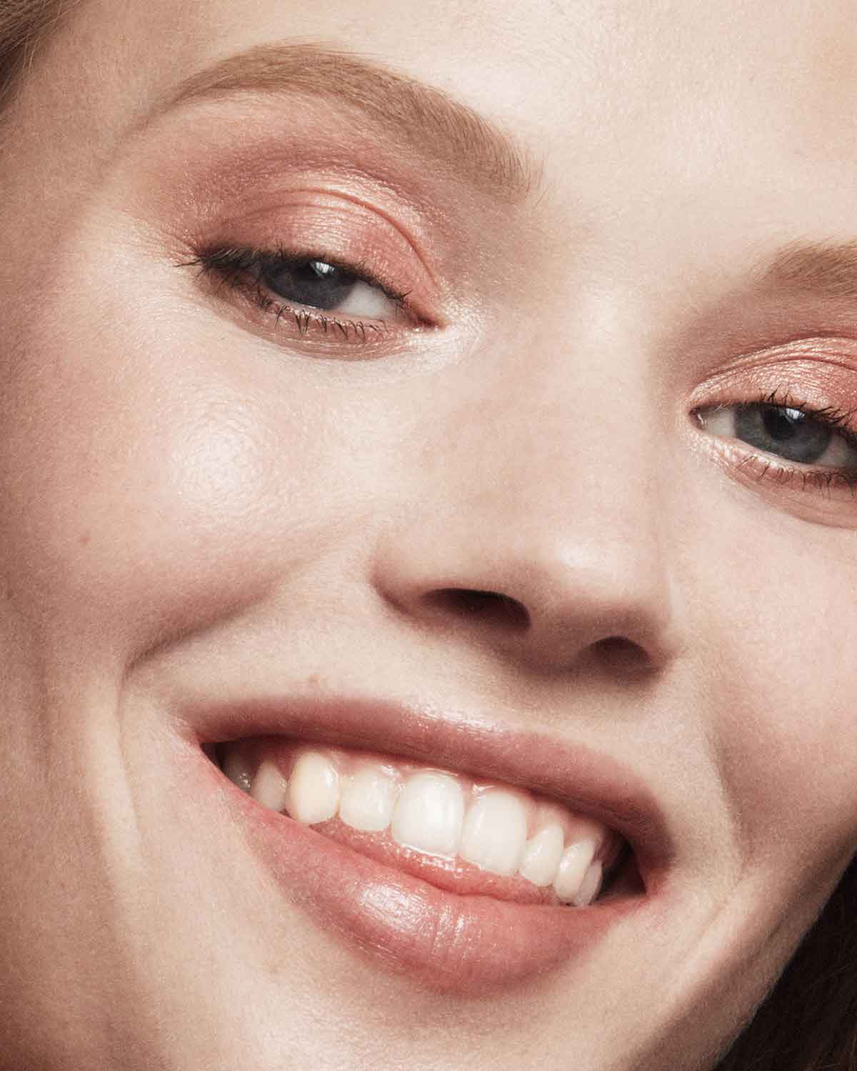 Brow MVP Ultra Fine Brow Pencil & Styler — Medium Blonde