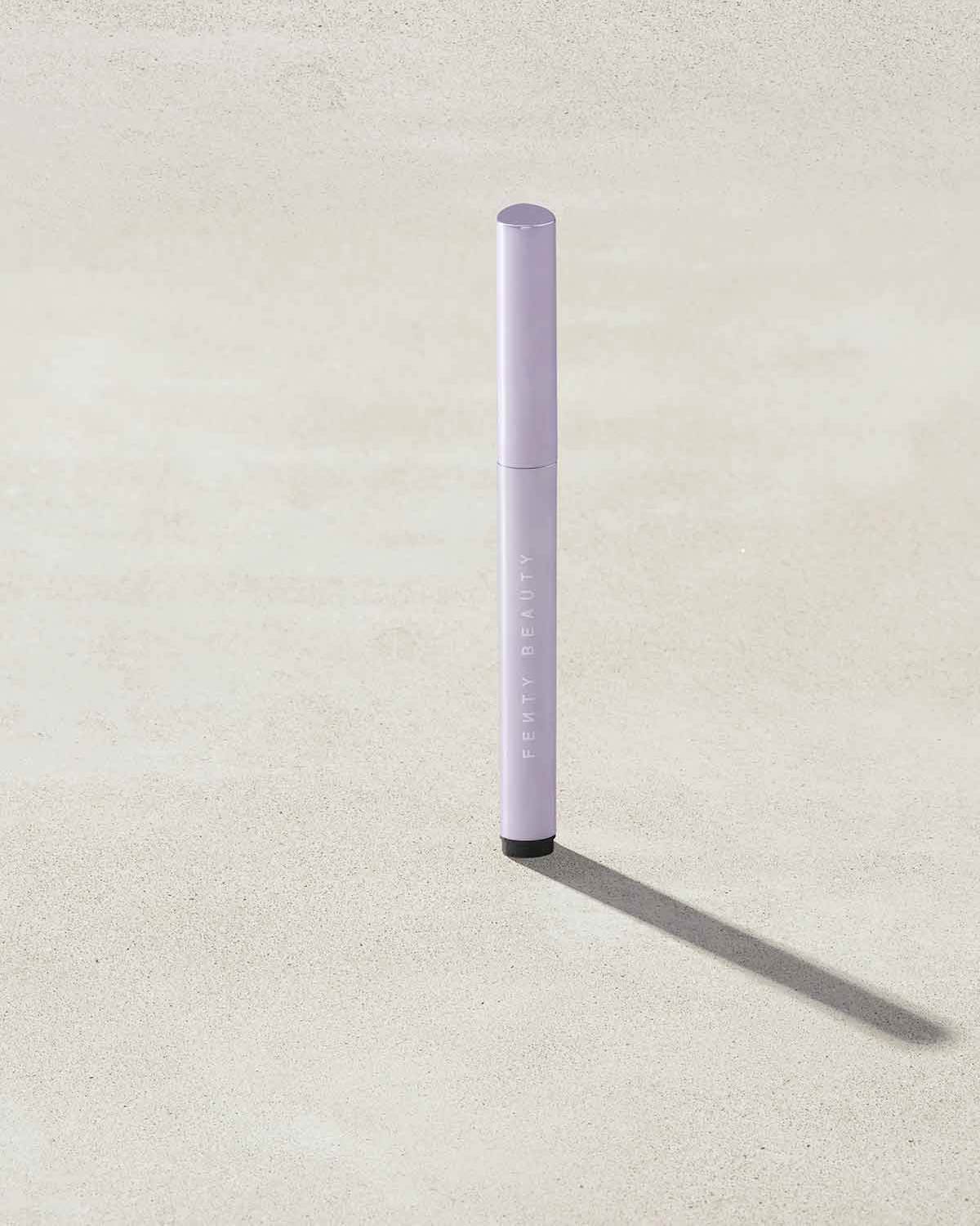Flypencil Longwear Pencil Eyeliner — Black Card