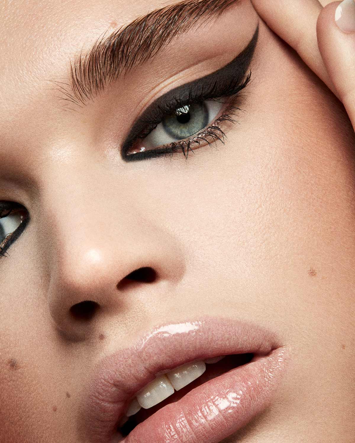 Flypencil Longwear Pencil Eyeliner — Cuz I'm Black