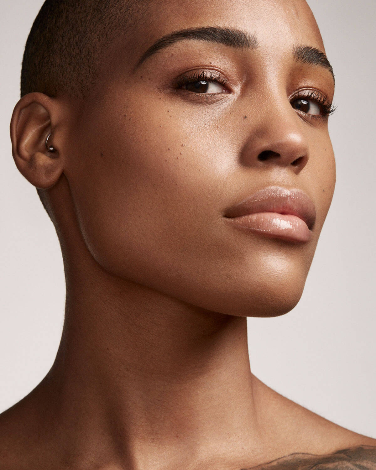 Eaze Drop Blurring Skin Tint — 15