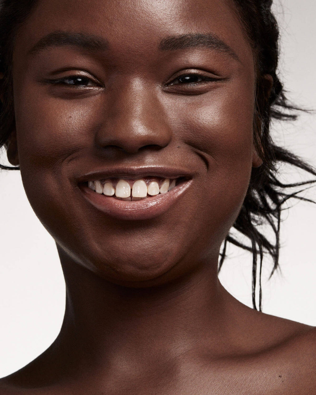 Eaze Drop Blurring Skin Tint — 21