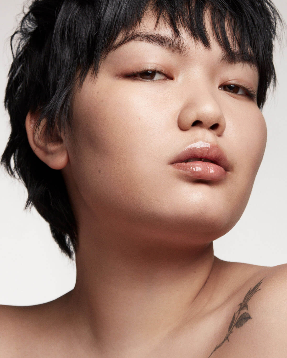 Eaze Drop Blurring Skin Tint — 6