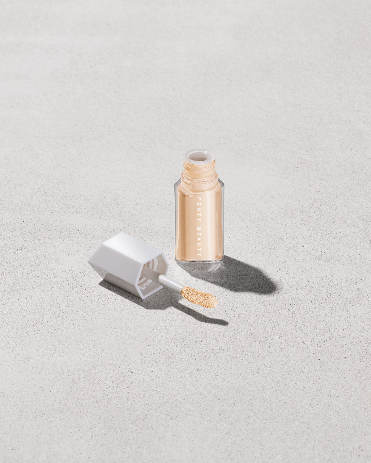 We're Even Hydrating Longwear Concealer — 160W