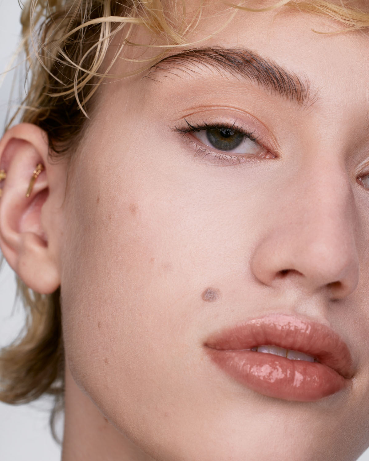 We're Even Hydrating Longwear Concealer — 125C
