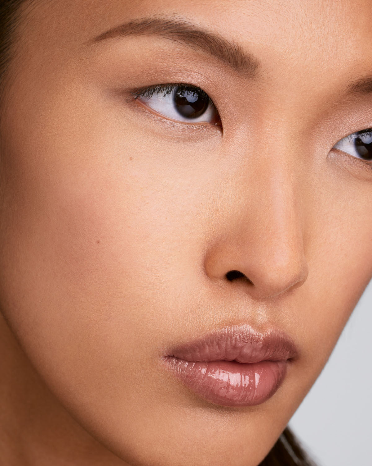 We're Even Hydrating Longwear Concealer — 235W