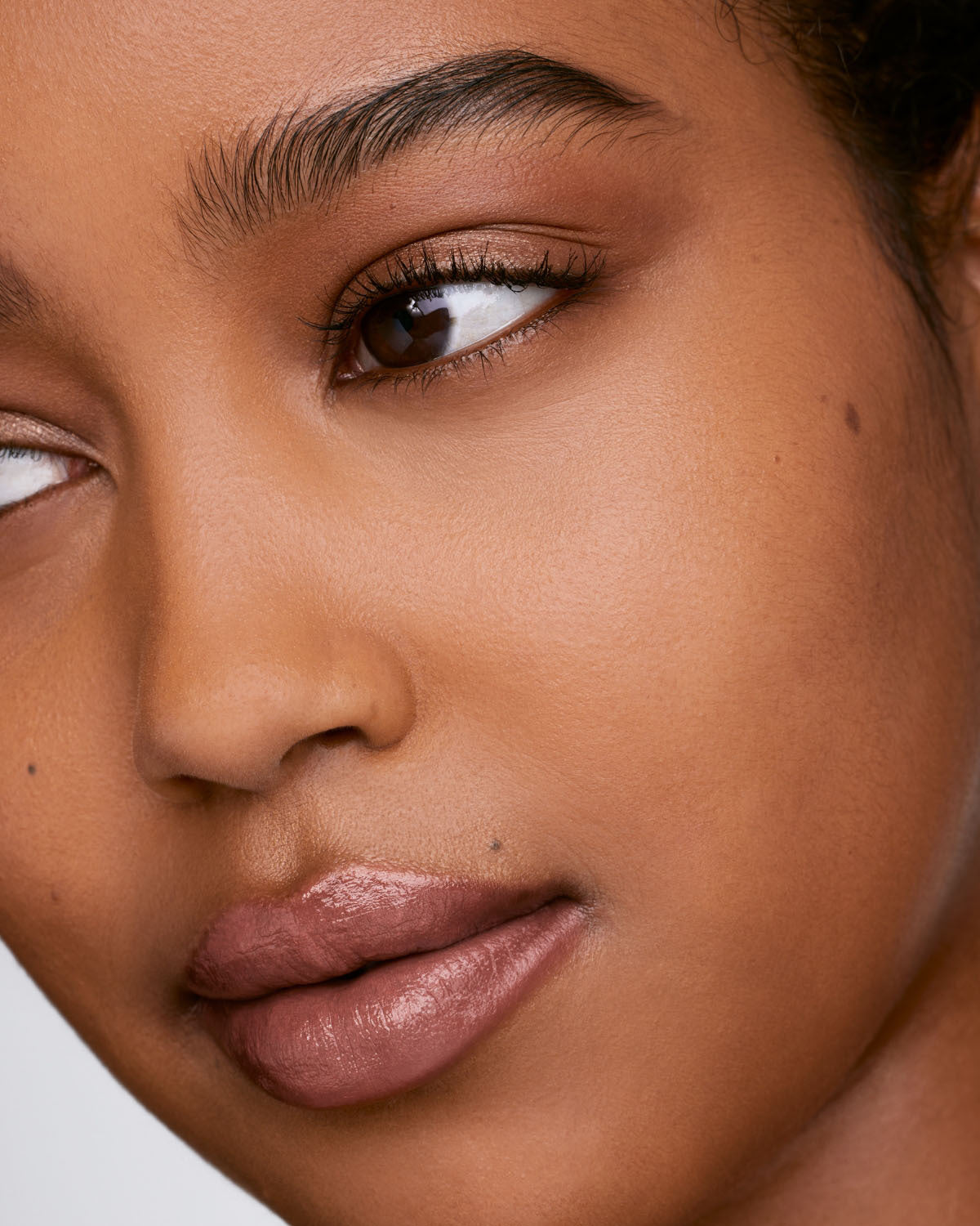 We're Even Hydrating Longwear Concealer — 370N