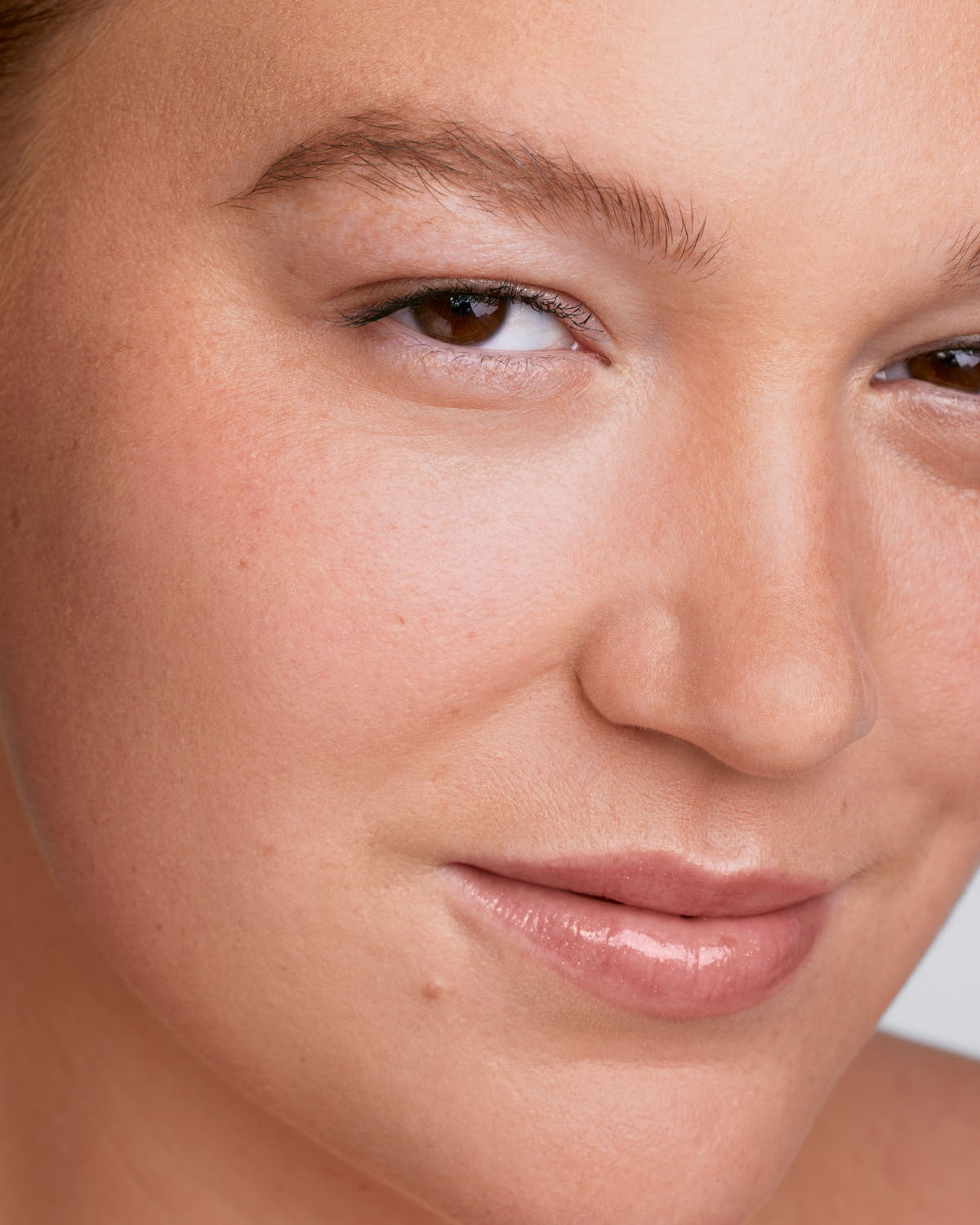 We're Even Hydrating Longwear Concealer — 170C