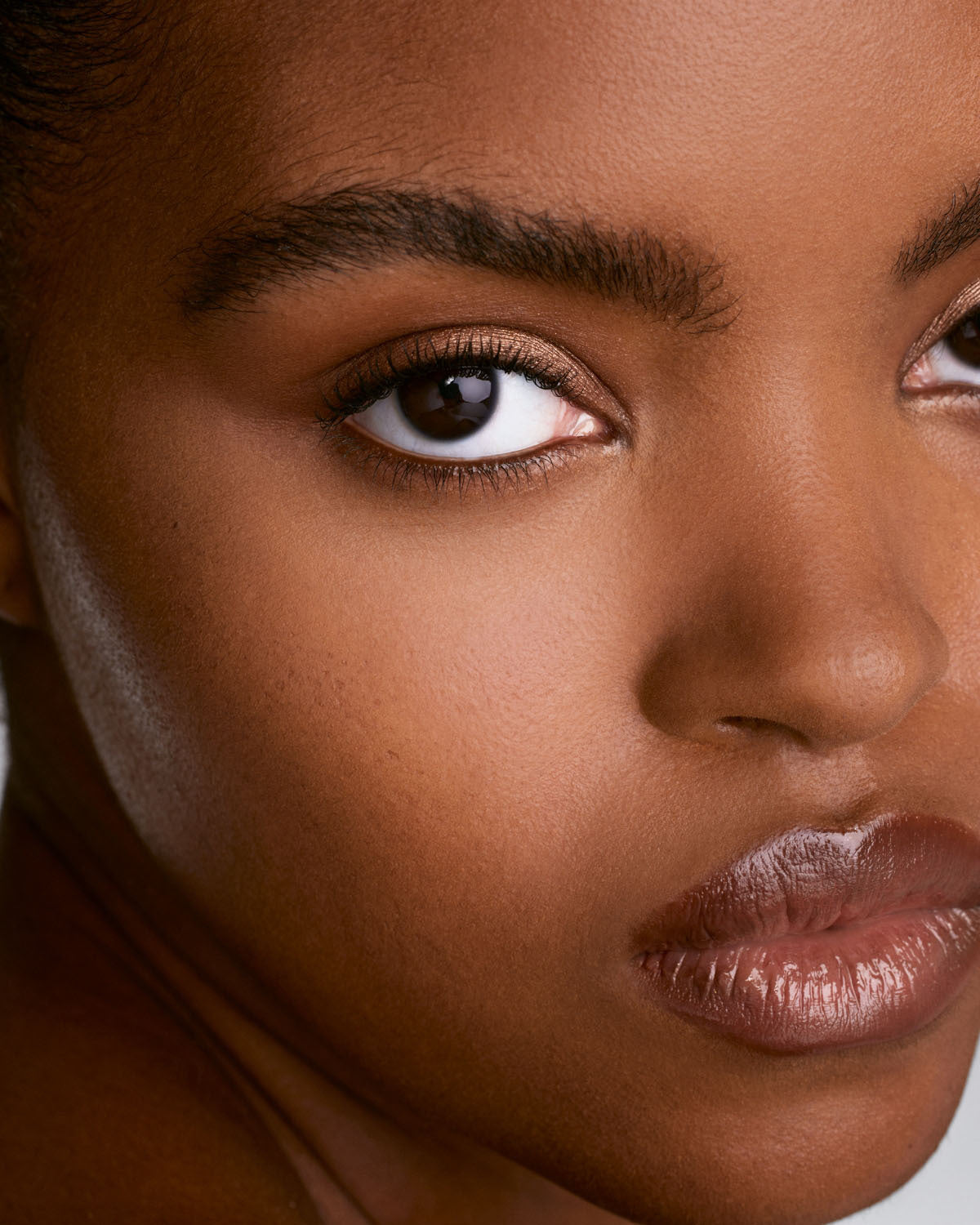 We're Even Hydrating Longwear Concealer — 385W