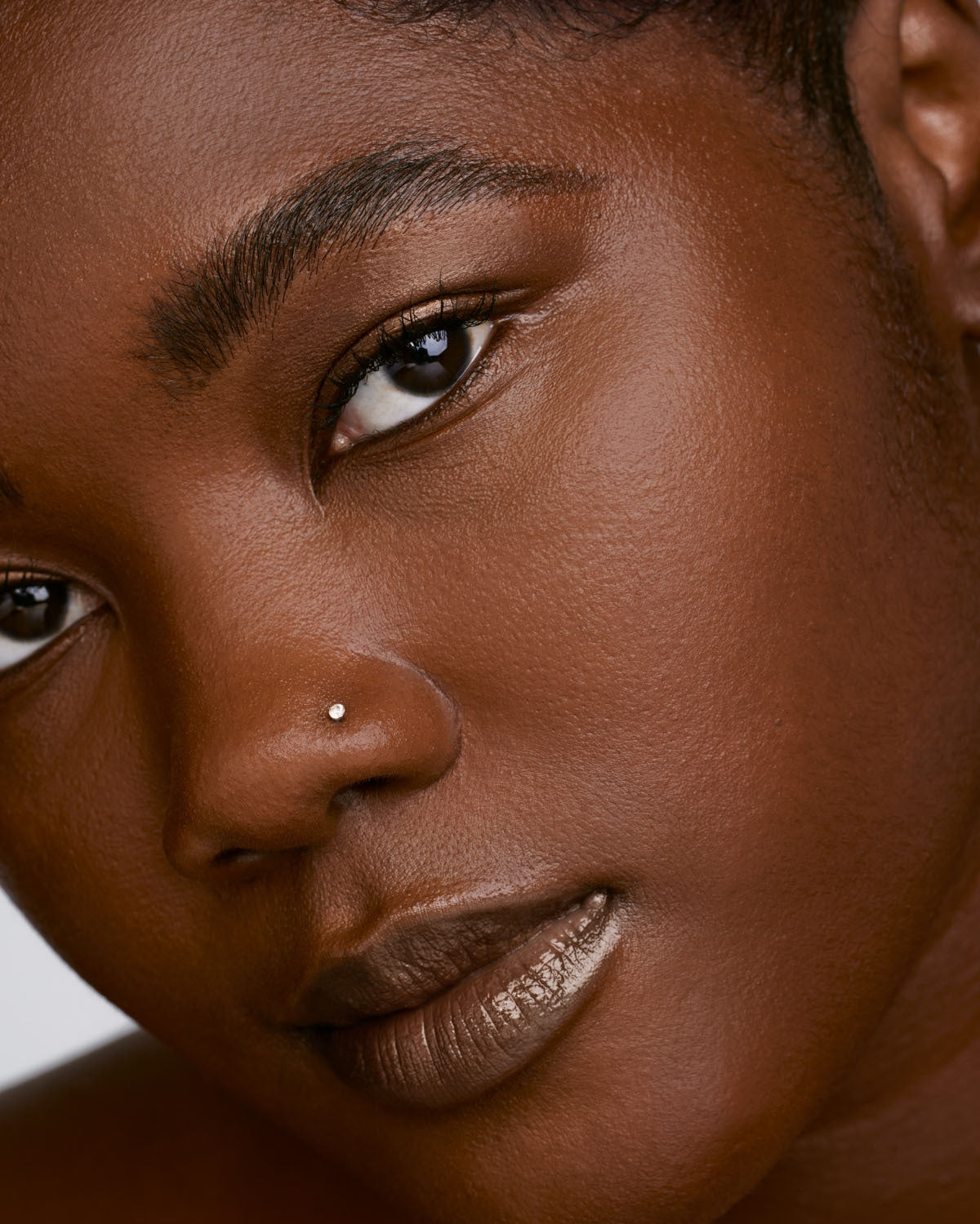 We're Even Hydrating Longwear Concealer — 450N