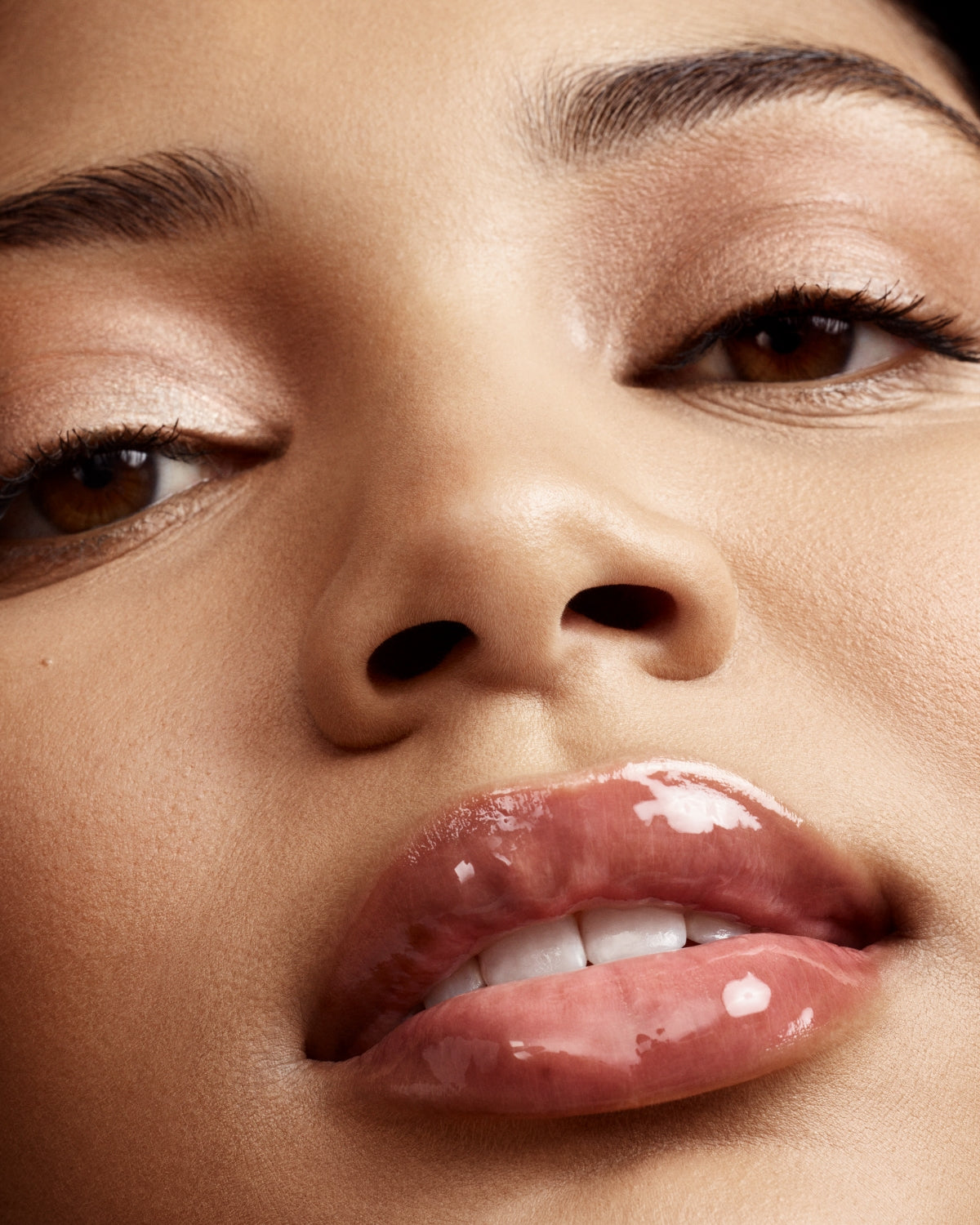 Gloss Bomb Heat Universal Lip Luminizer + Plumper — Glass Slipper