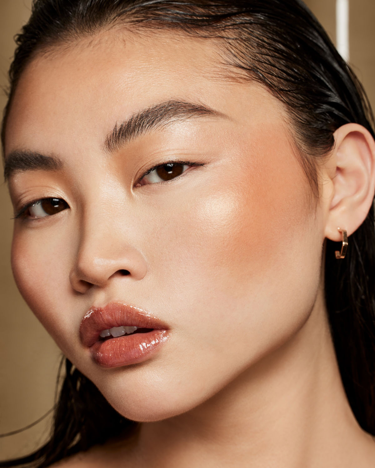 Hot Cheeks Velour Blushlighter — Fresh Peach