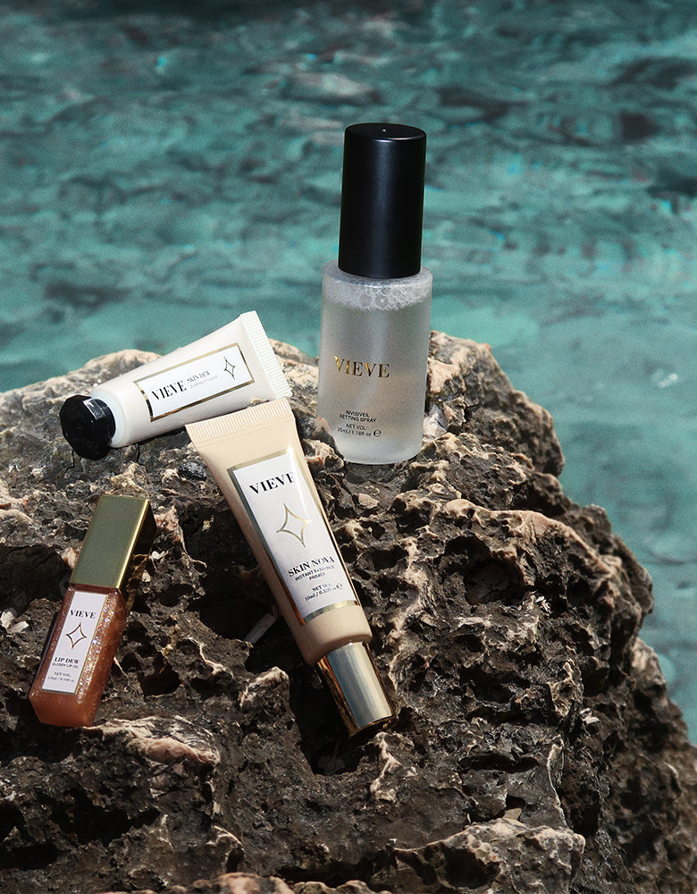 MINI MAKEUP MUST-HAVES