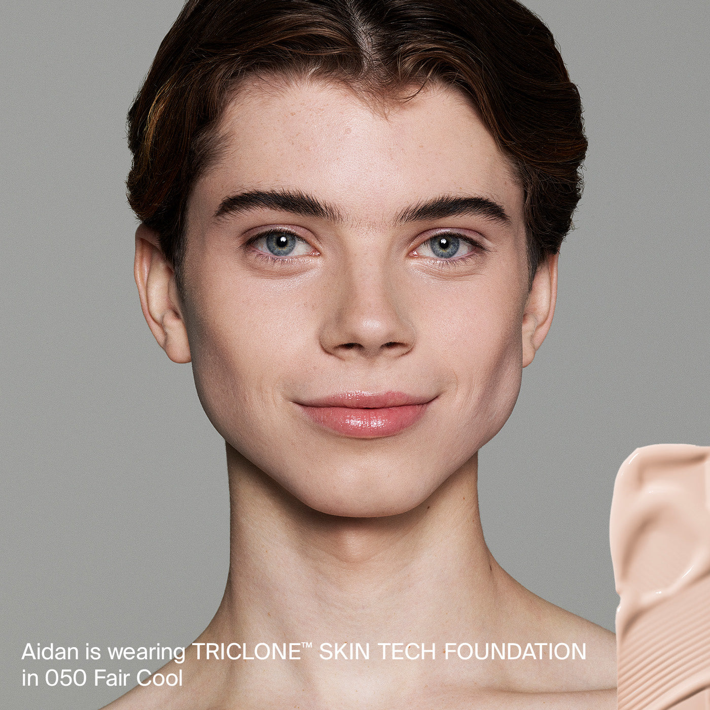 TRICLONE™ SKIN TECH MEDIUM COVERAGE FOUNDATION
