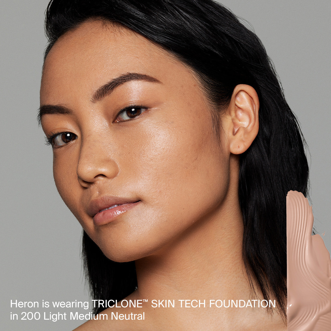 TRICLONE™ SKIN TECH MEDIUM COVERAGE FOUNDATION
