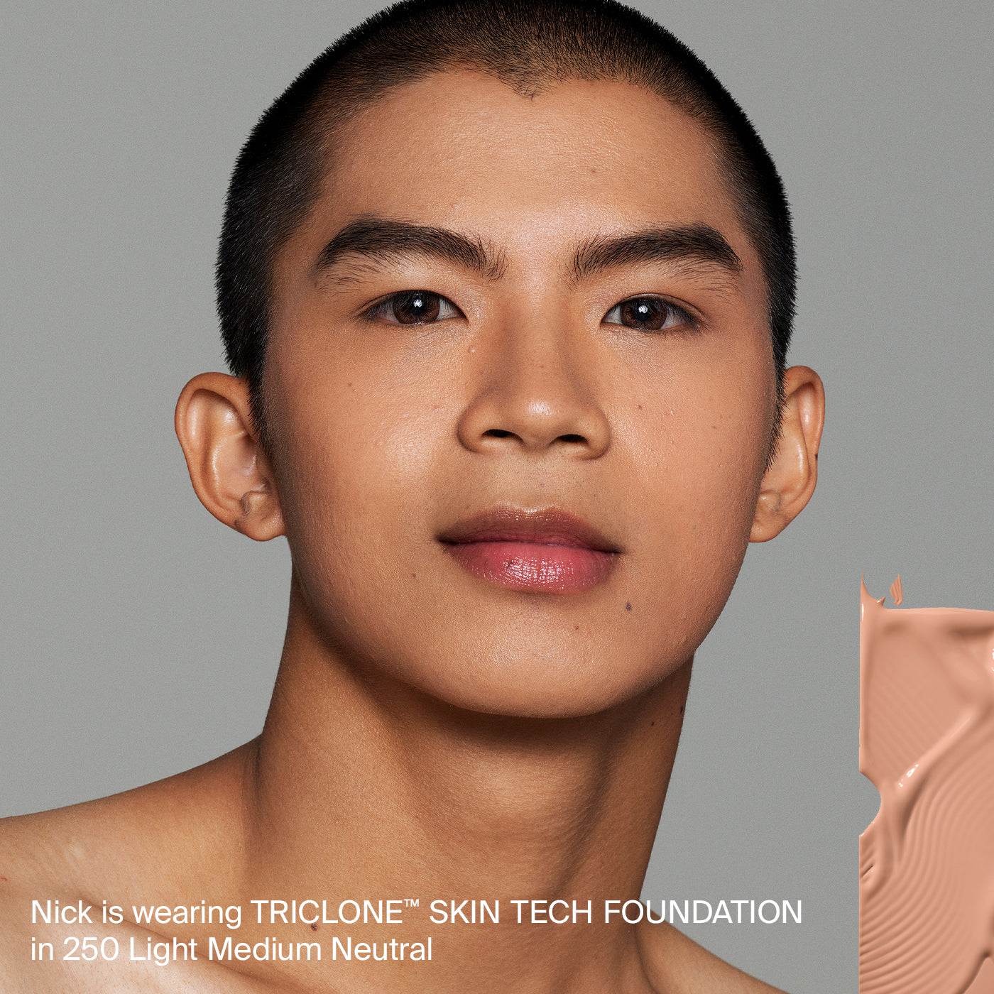 TRICLONE™ SKIN TECH MEDIUM COVERAGE FOUNDATION