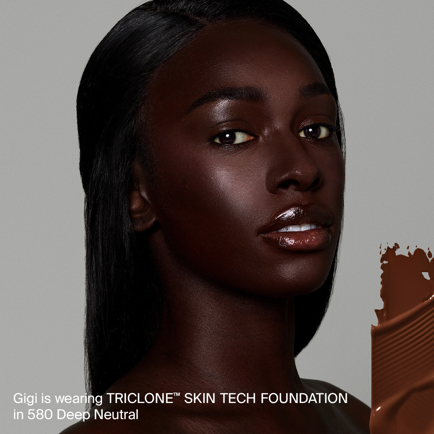 TRICLONE™ SKIN TECH MEDIUM COVERAGE FOUNDATION