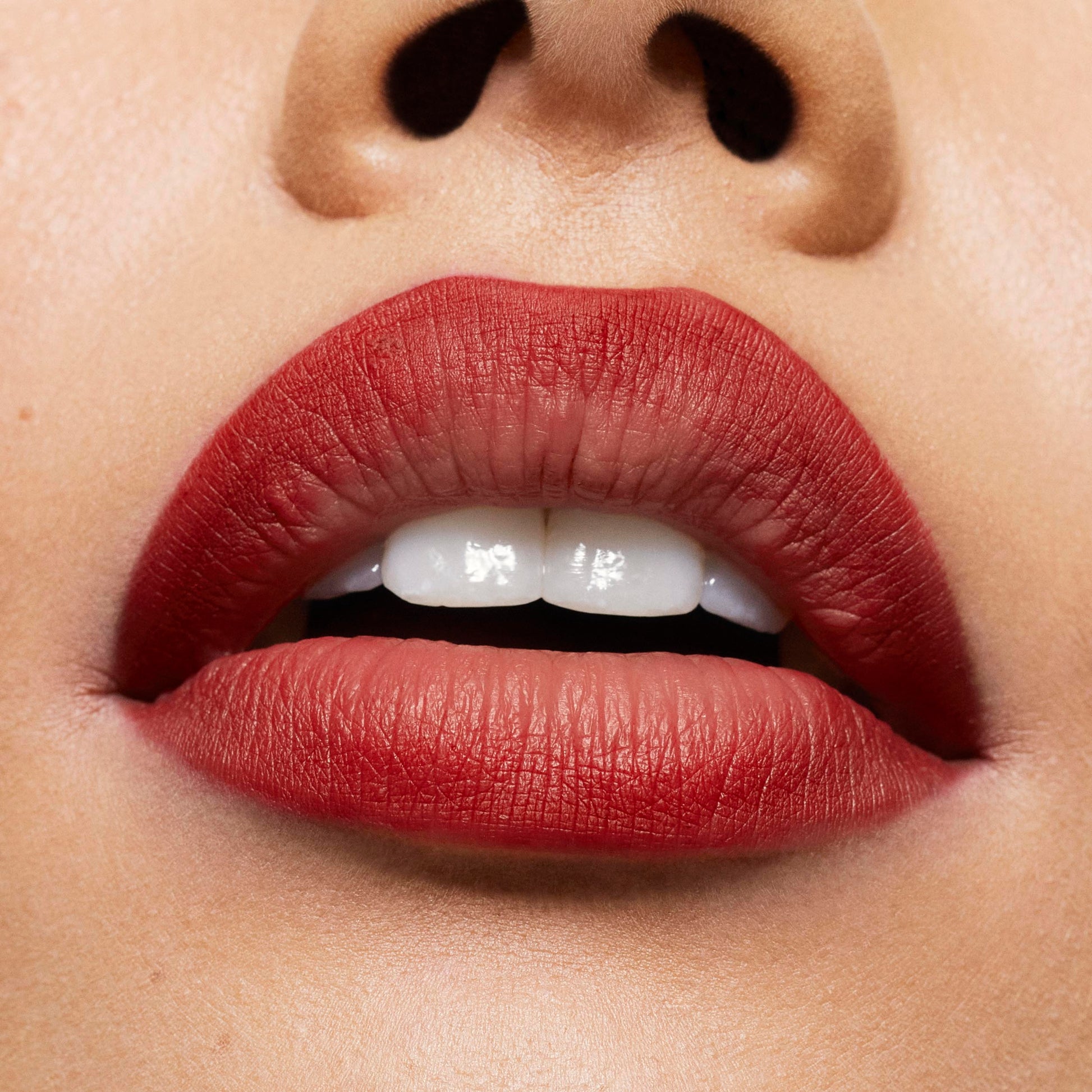 Precision Pout Lip Liner