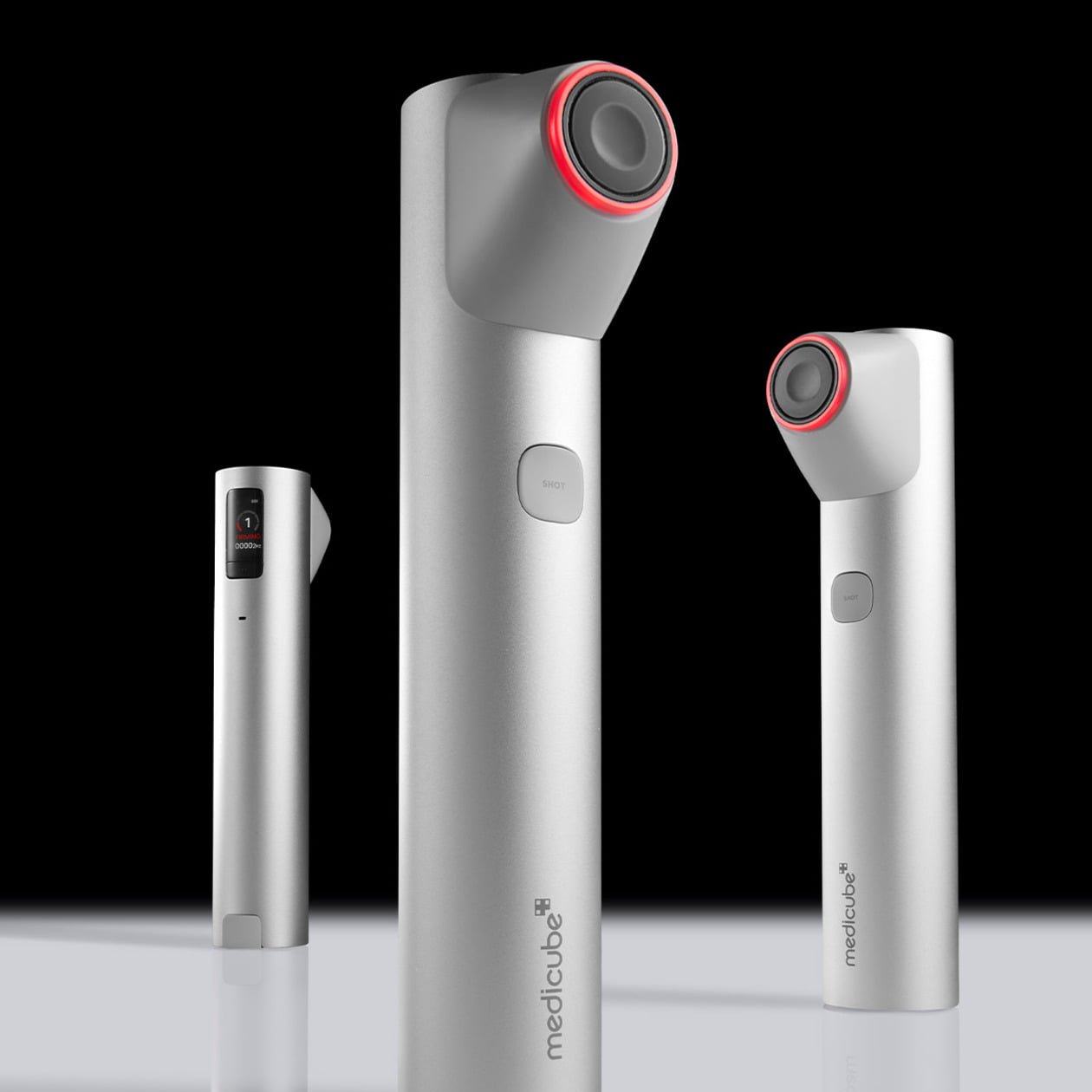 MEDICUBE AGE R High Focus Shot