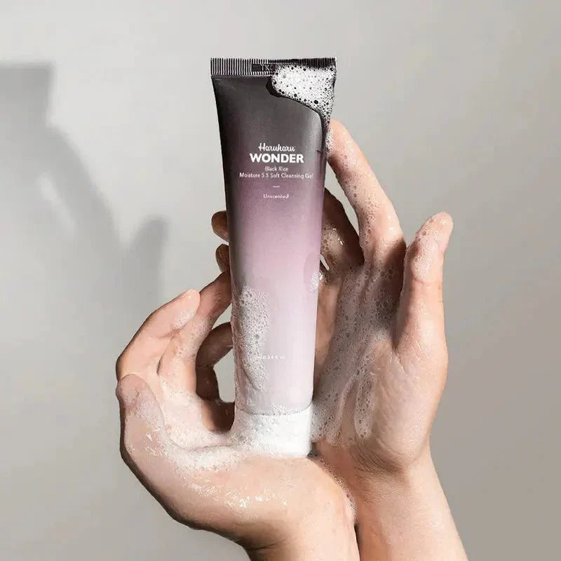 Haruharu WONDER - Black Rice Moisture 5.5 Soft Cleansing Gel