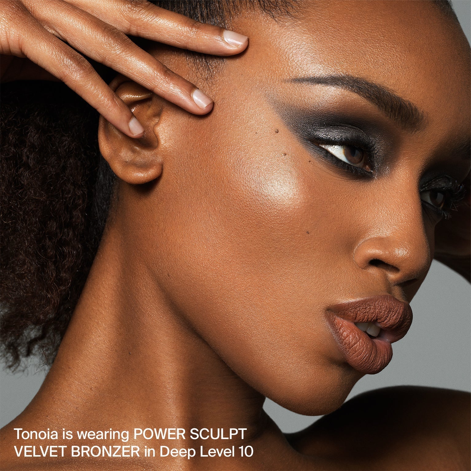 POWER SCULPT VELVET BRONZER