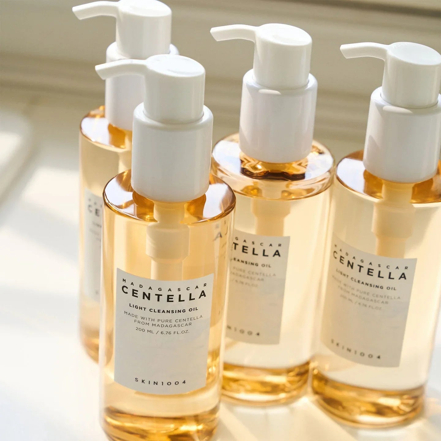 SKIN1004 Madagascar Centella Light Cleansing Oil, 200 mL