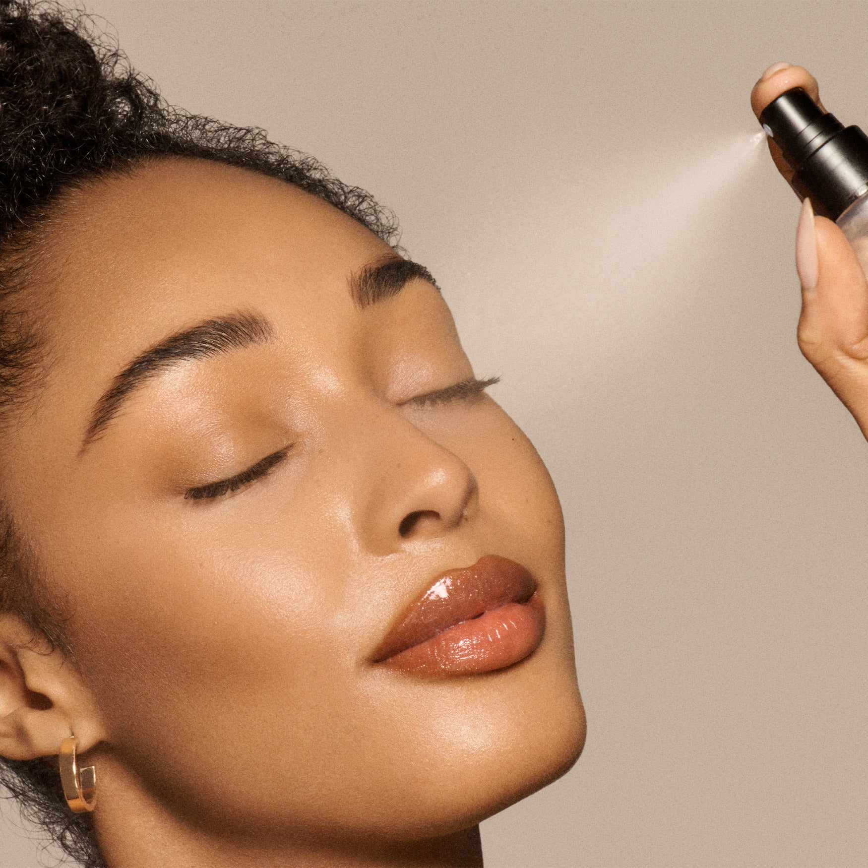 Invisiveil Setting Spray Travel Size