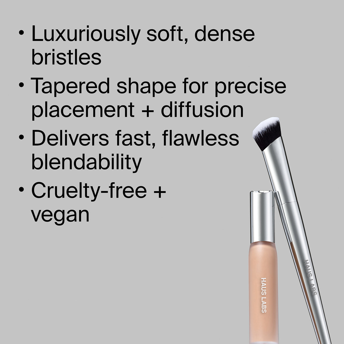 TRICLONE™ SKIN TECH CONCEALER BRUSH